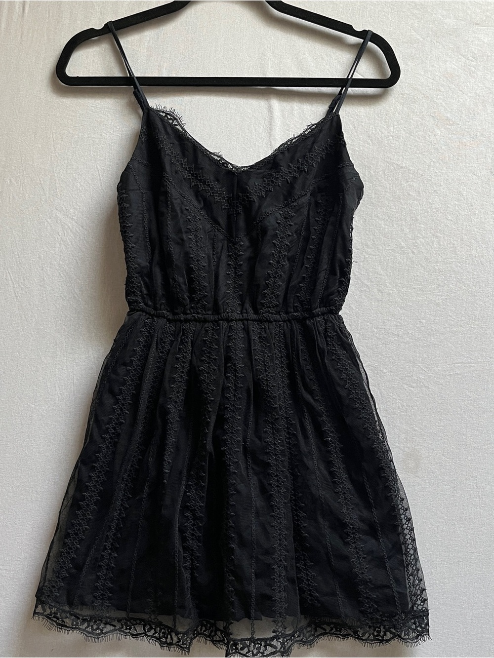 Abercrombie & Fitch Black Lace Overlay Spaghetti Strap Mini Dress XSP